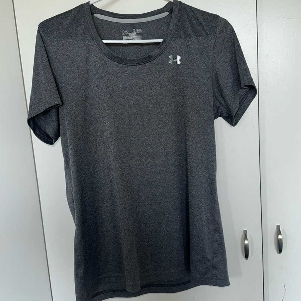 XL but fits more like large